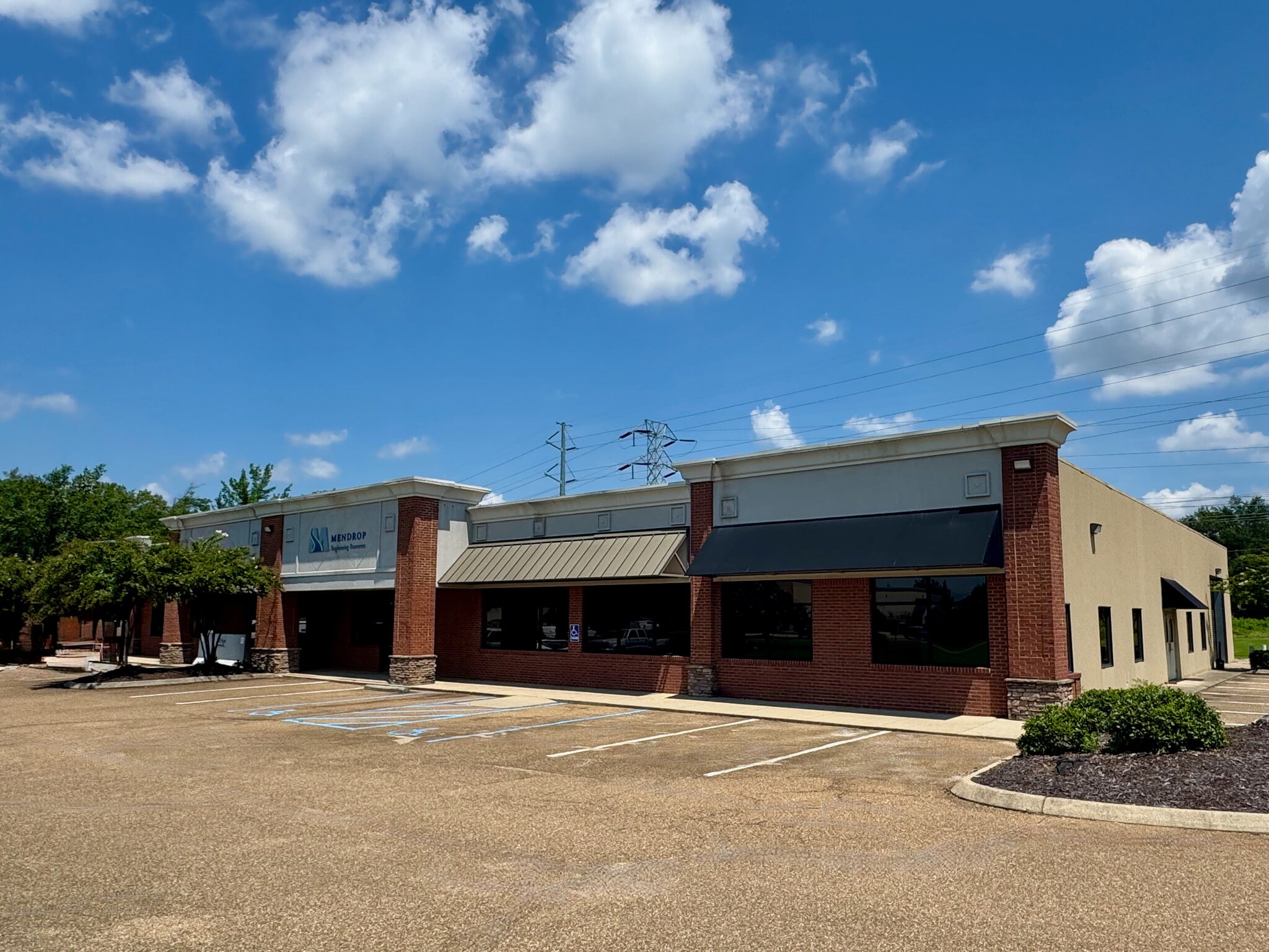 854 Wilson Dr, Ridgeland, MS for lease Building Photo- Image 1 of 2
