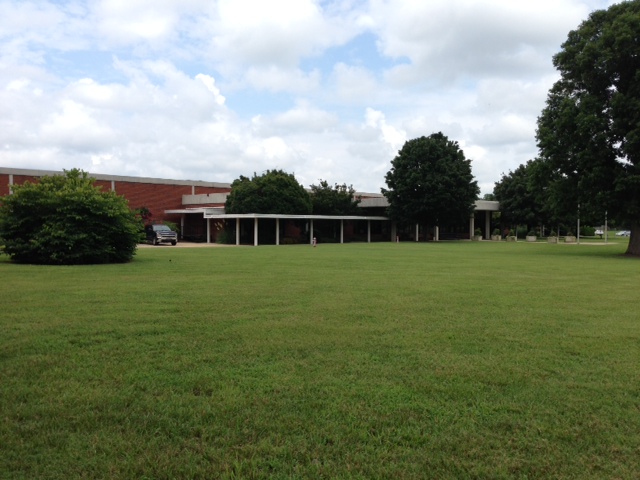 880 Facet Rd, Henderson, NC for sale - Building Photo - Image 1 of 1