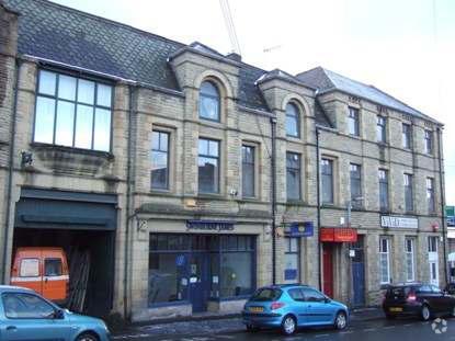 11 Bank Para, Burnley for lease - Building Photo - Image 2 of 3