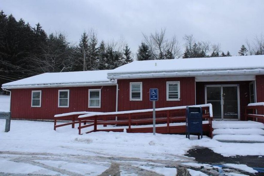 108 Sullivan Ave, Ferndale, NY for sale - Building Photo - Image 1 of 1