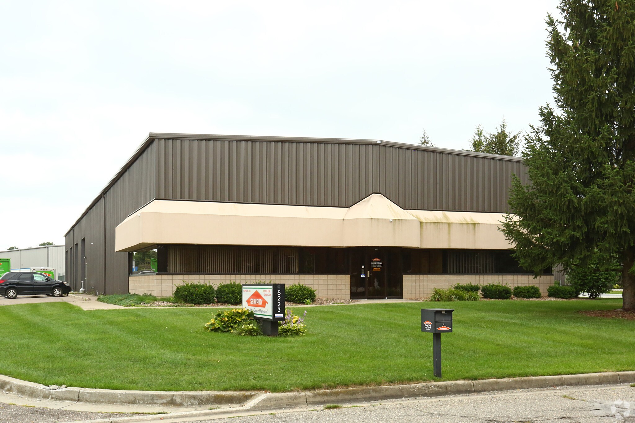 5223 Commerce Rd, Flint, MI for sale Primary Photo- Image 1 of 1