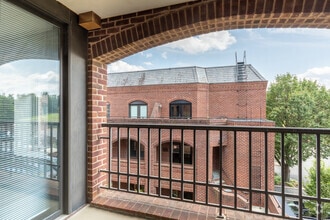 2170-2176 Wisconsin Ave NW, Washington, DC for sale Interior Photo- Image 2 of 2