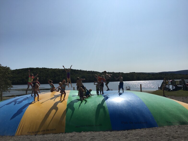 300-302 Rt 297 S, Saint-Damase-De-Matapédia, QC for sale - Building Photo - Image 3 of 9