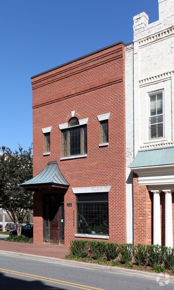 415 N Trade St, Winston-Salem, NC for sale - Building Photo - Image 2 of 2