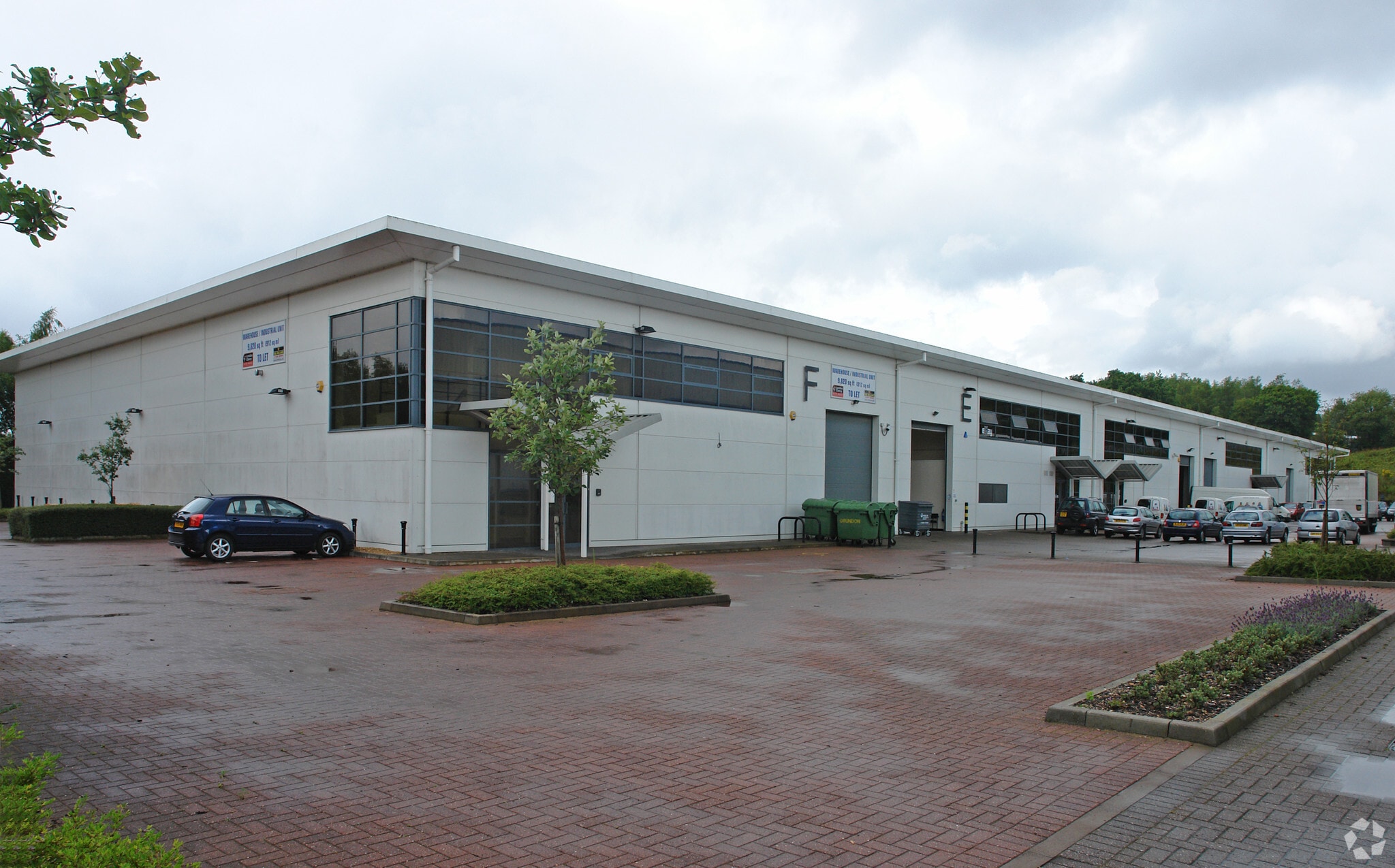 Bilton Rd, Basingstoke for sale Primary Photo- Image 1 of 1