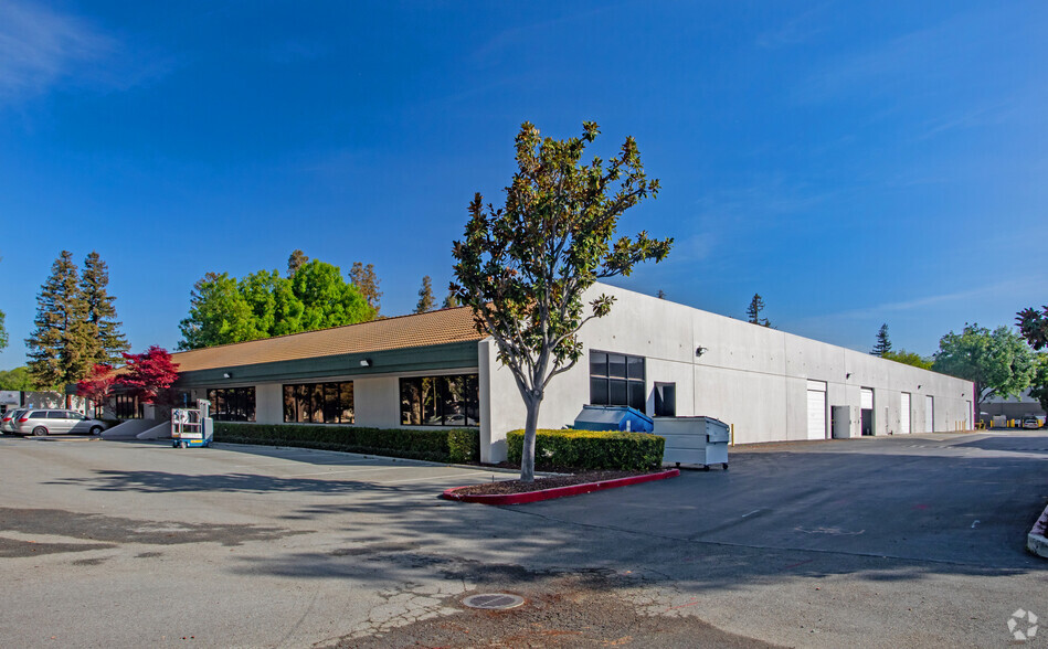 150-180 Charcot Ave, San Jose, CA for lease - Building Photo - Image 3 of 5