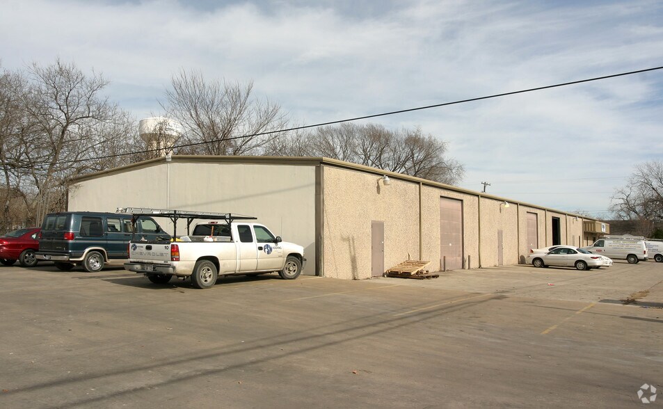 60096011 Midway Rd, Haltom City, TX 76117 Industrial for Lease