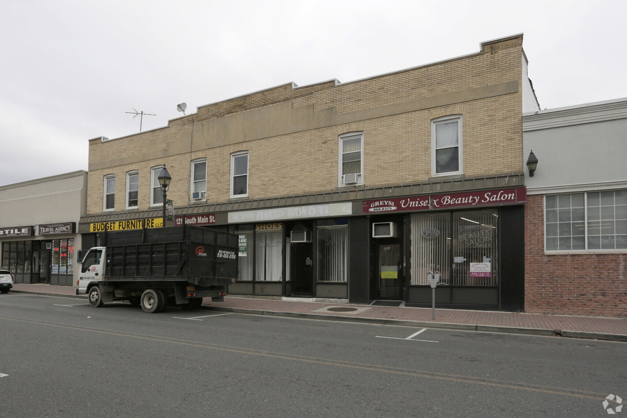 121 N Main St, Freeport, NY for sale Primary Photo- Image 1 of 1