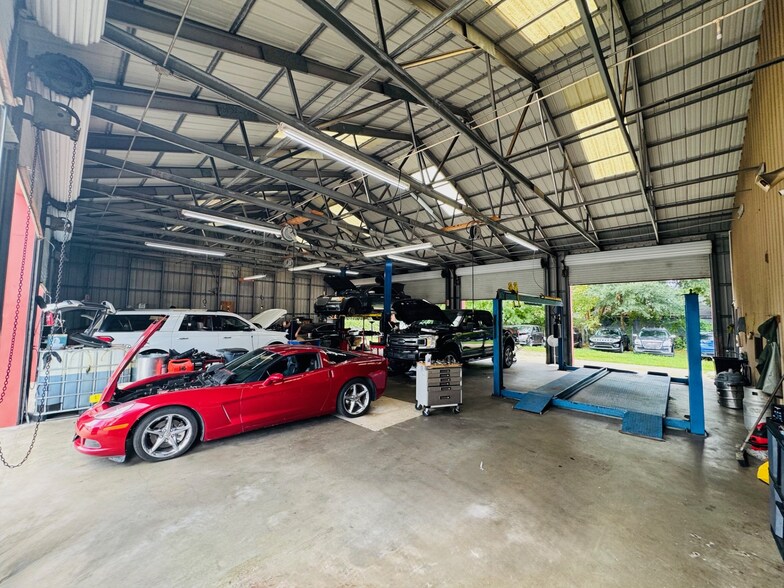 2877 Edison Ave, Jacksonville, FL for sale - Building Photo - Image 3 of 5