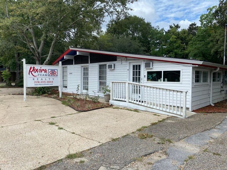 2468 Pass Rd, Biloxi, MS for sale - Building Photo - Image 1 of 1