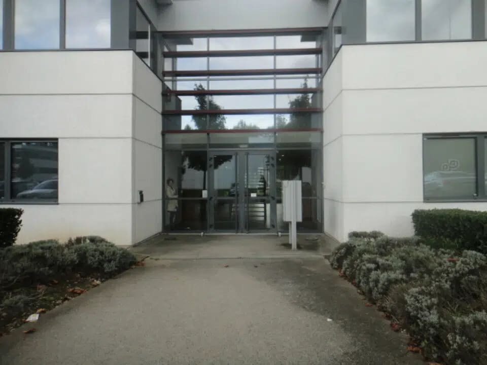 Office in Limonest for lease Building Photo- Image 1 of 9