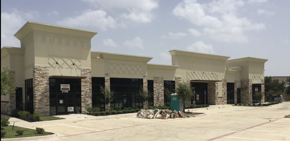 Village Pky, Highland Village, TX for lease - Primary Photo - Image 1 of 4