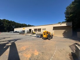 1069 Canton Rd, Marietta GA - Warehouse