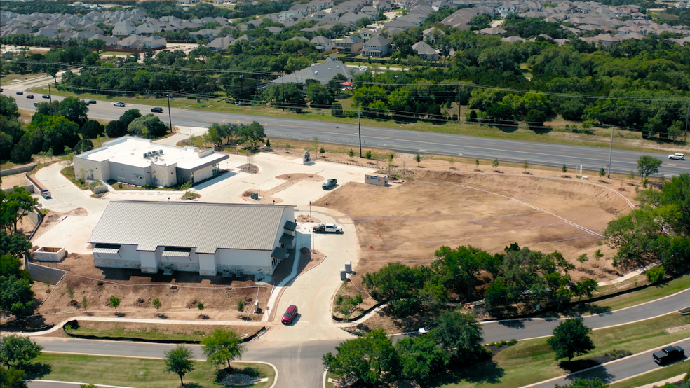 5029 Vail Divide, Bee Cave, TX for lease - Building Photo - Image 3 of 3