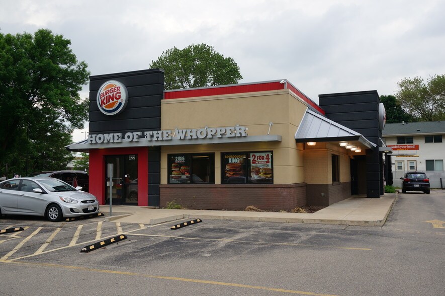 822 Windsor St, Sun Prairie, WI 53590