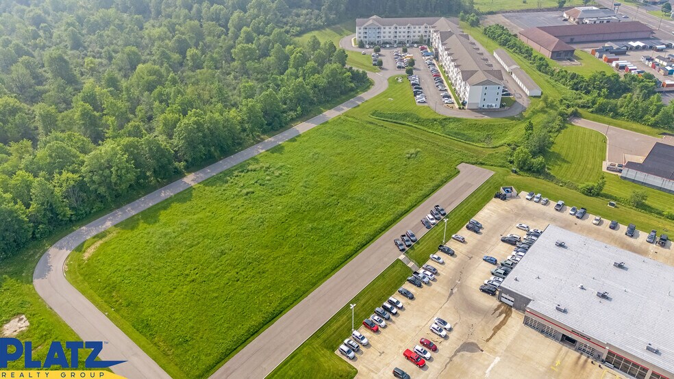 Phoenix Place, Niles, OH for sale - Primary Photo - Image 1 of 1