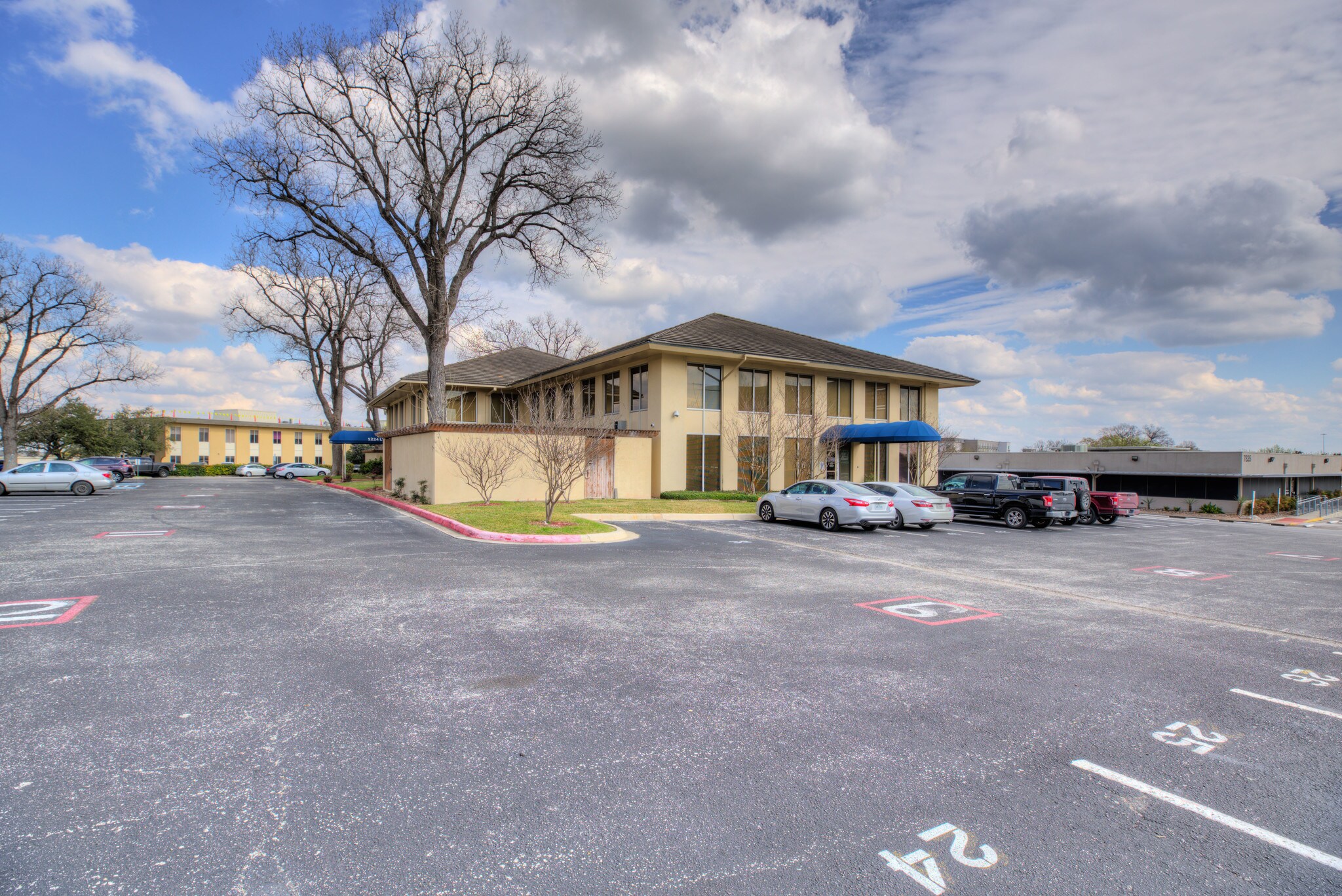 8000-8010 Vantage Dr, San Antonio, TX for sale Building Photo- Image 1 of 1