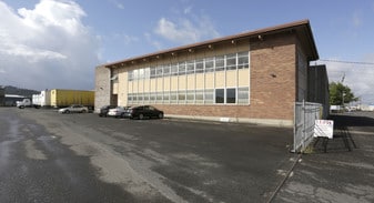 2120 W 7th Pl, Eugene OR - Warehouse