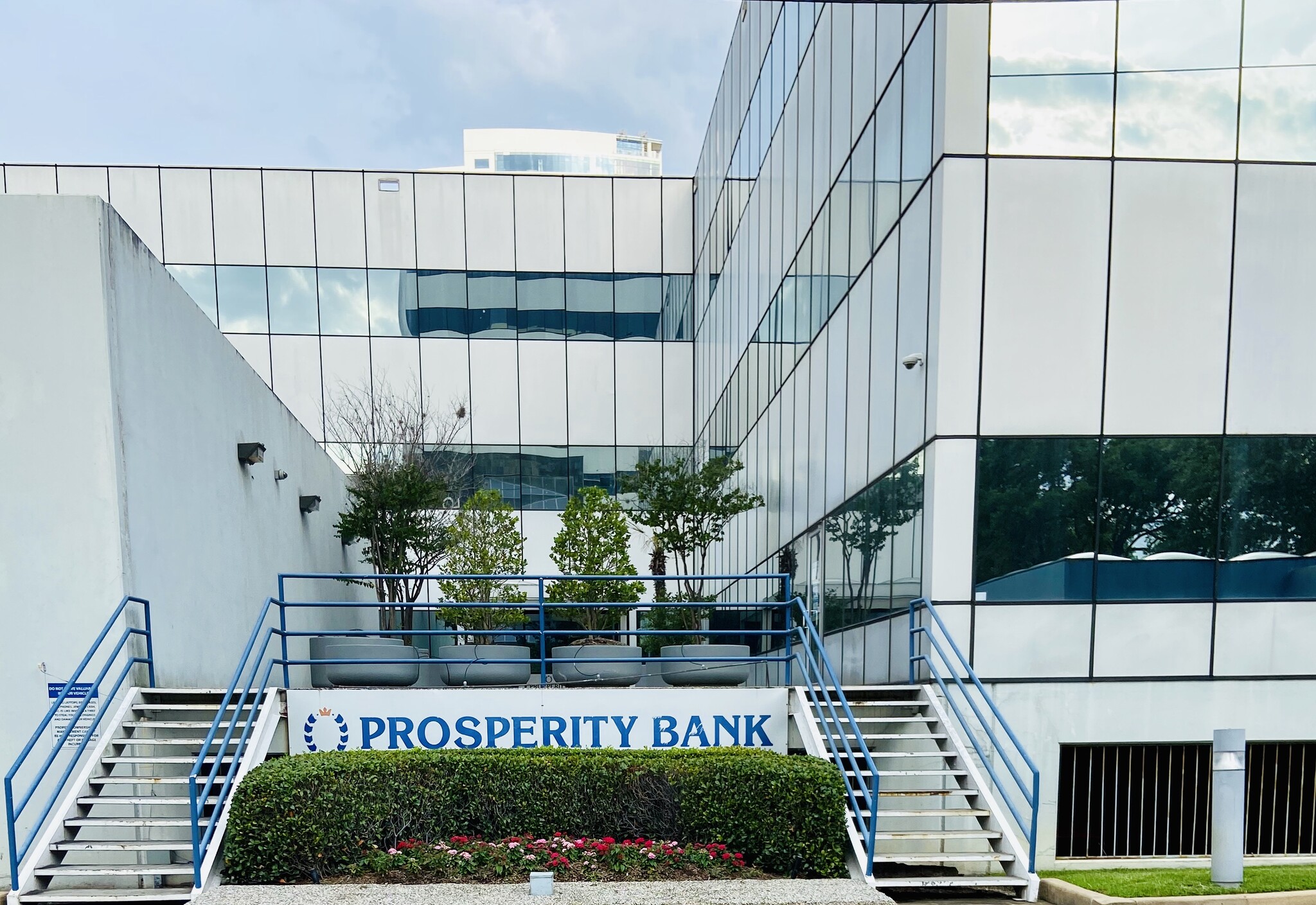4295 San Felipe St, Houston, TX 77027 Prosperity Bank