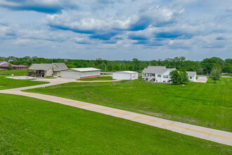 7015 S 143rd St E, Derby, KS - aerial  map view - Image1