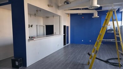 475 Central Ave, Saint Petersburg, FL for lease Interior Photo- Image 1 of 4