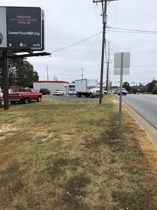 More details for 2408 Westchester Dr, High Point, NC - Land for Lease