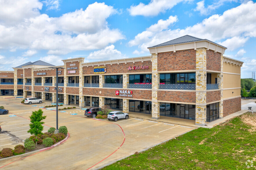 4899 Highway 6, Missouri City, TX for lease - Building Photo - Image 3 of 10