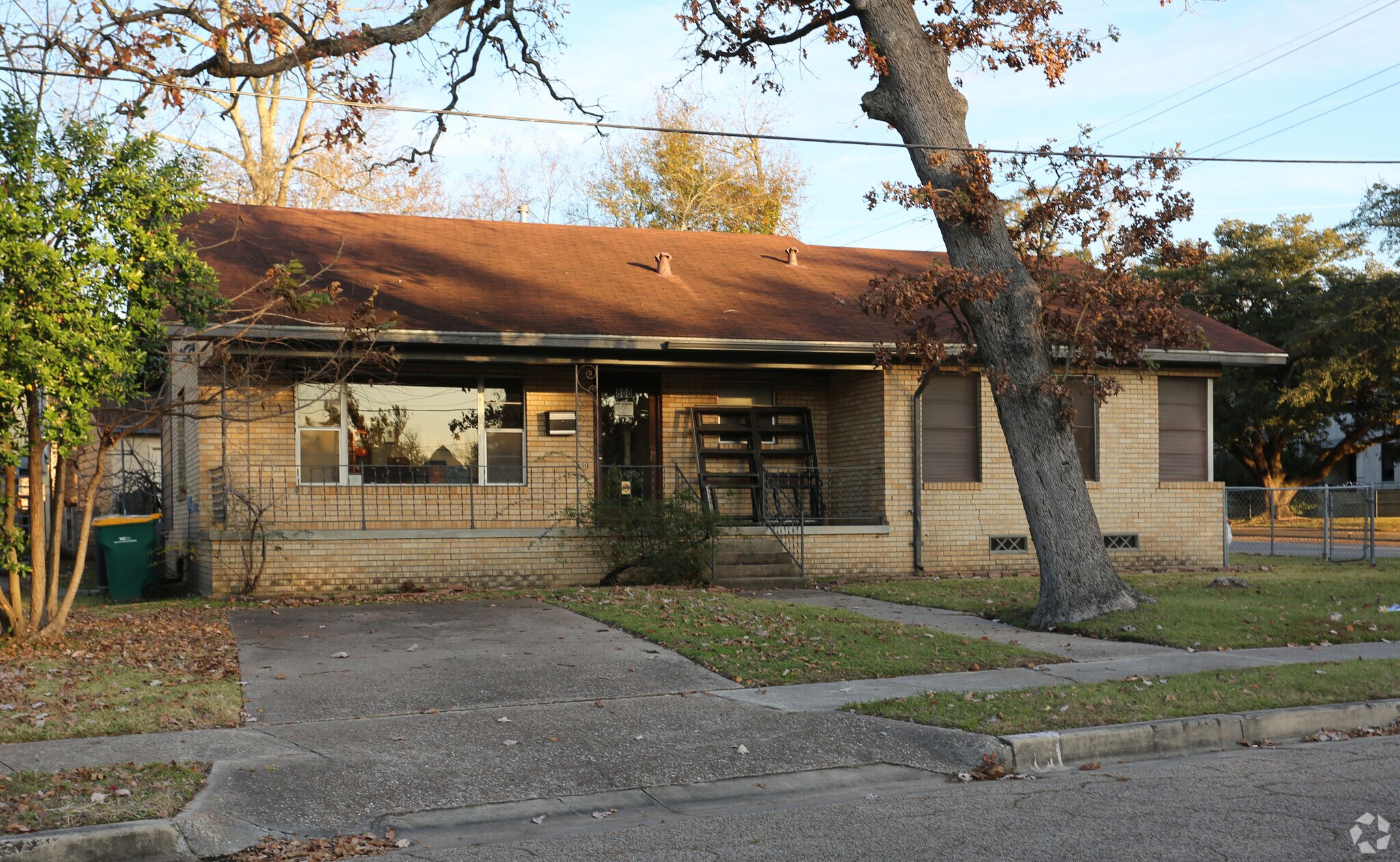 800 Houston St, Conroe, TX for sale Primary Photo- Image 1 of 1