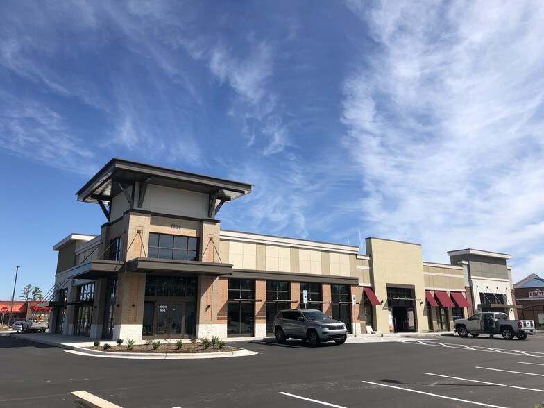 1901 E Fire Tower Rd, Greenville, NC 27858