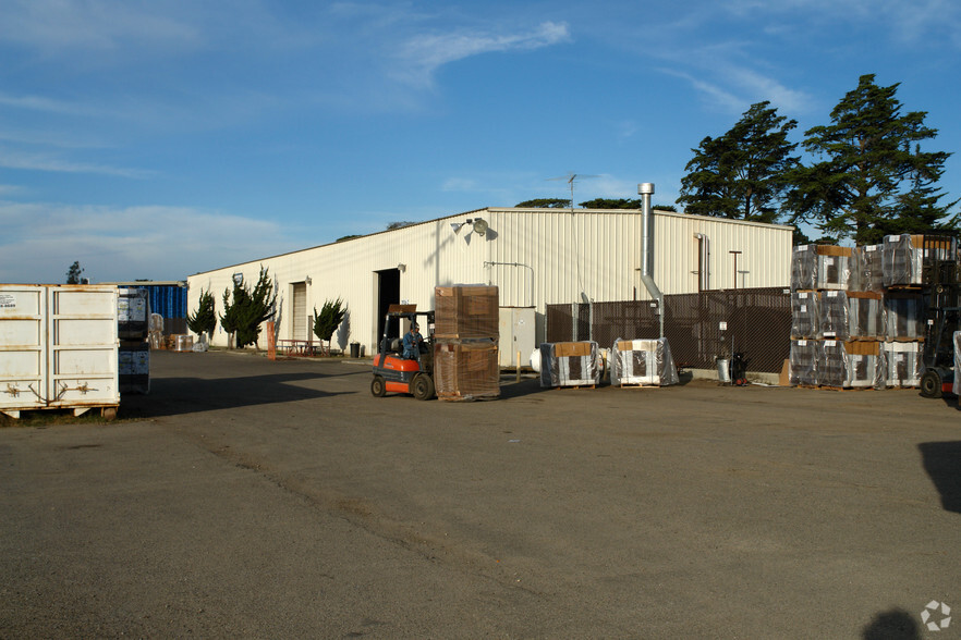 2976 Industrial Pky, Santa Maria, CA for lease - Building Photo - Image 2 of 10