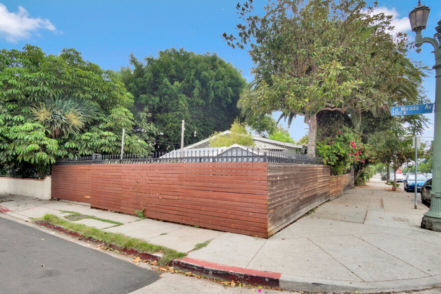 1224 Wilcox Ave, Los Angeles, CA for sale - Building Photo - Image 3 of 7