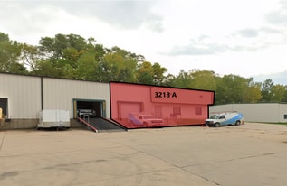 3218 Northbrook Dr, Sioux City IA - Warehouse