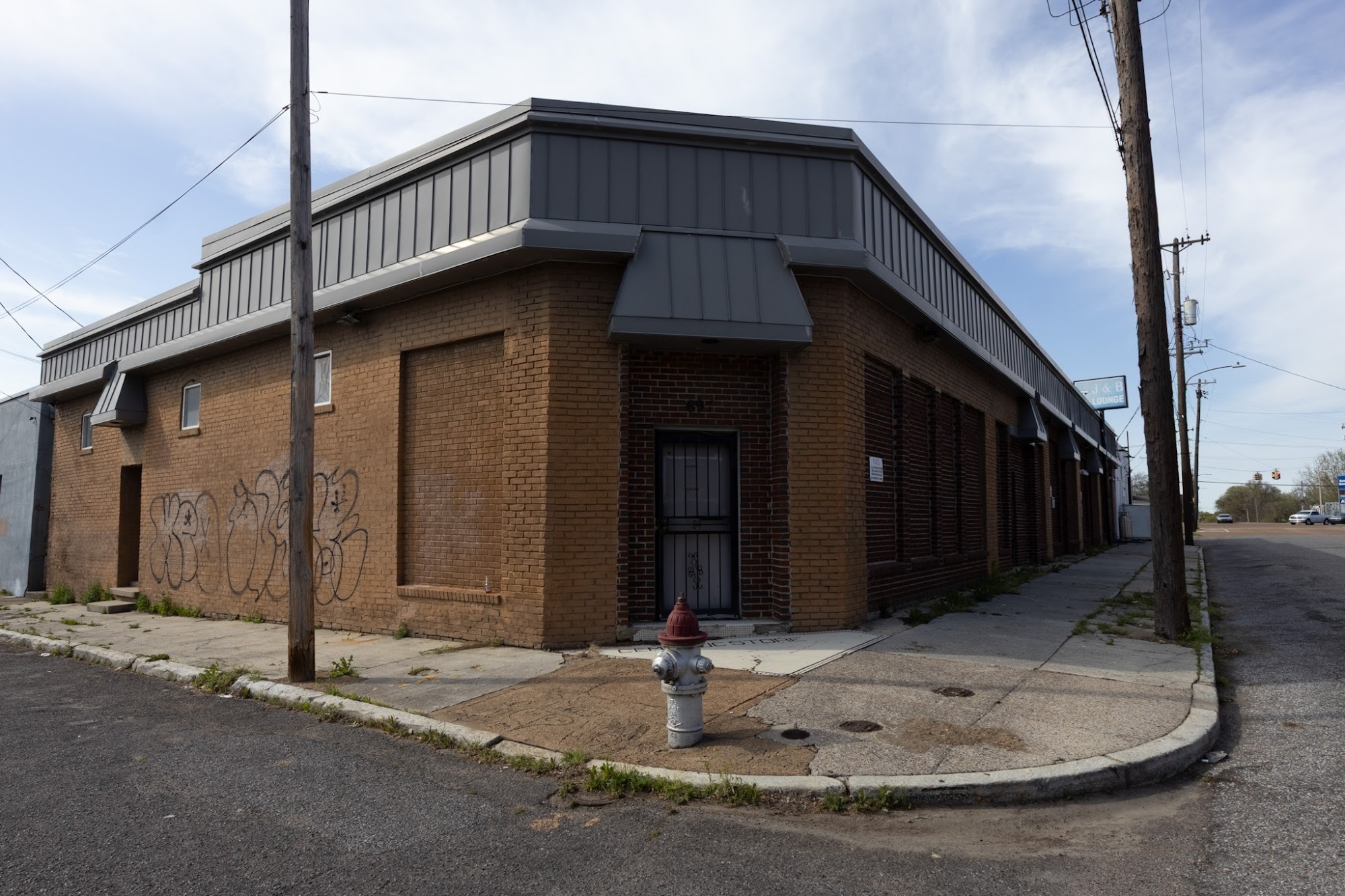 681 Polk Ave, Memphis, TN for sale Primary Photo- Image 1 of 14