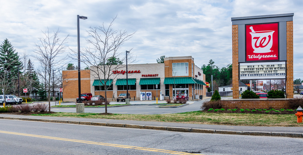 142 Loudon Rd, Concord, NH for sale - Building Photo - Image 1 of 4