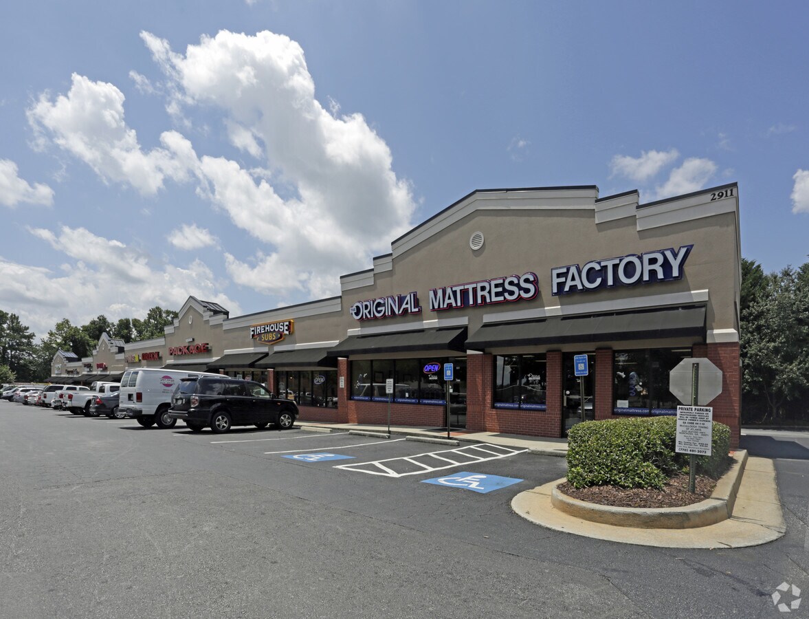 2911 Chapel Hill Rd, Douglasville, GA 30135