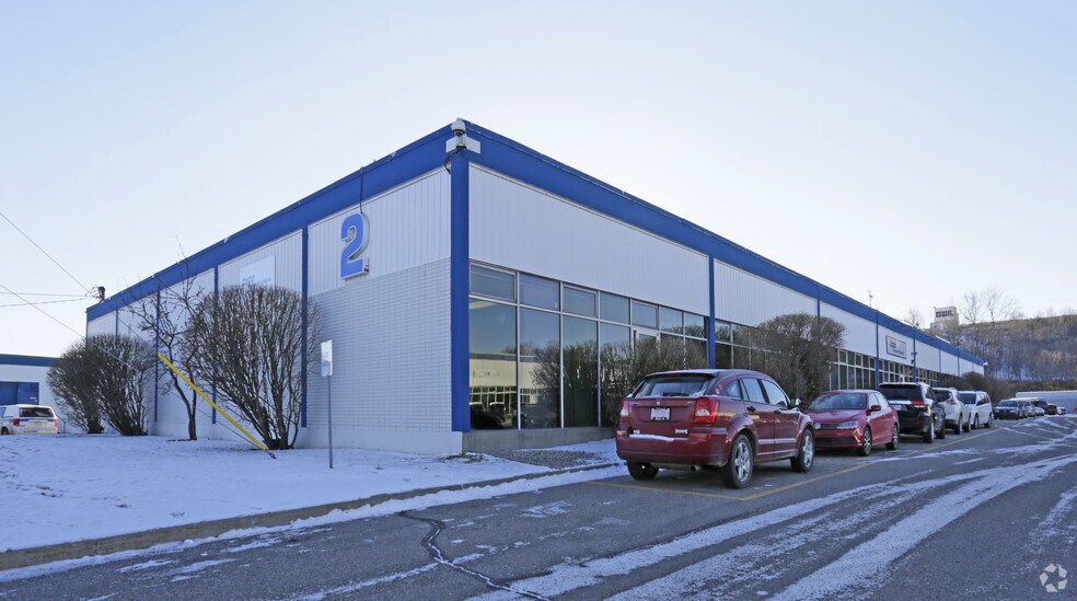 431 Manitou Rd SE, Calgary, AB T2G 4C4