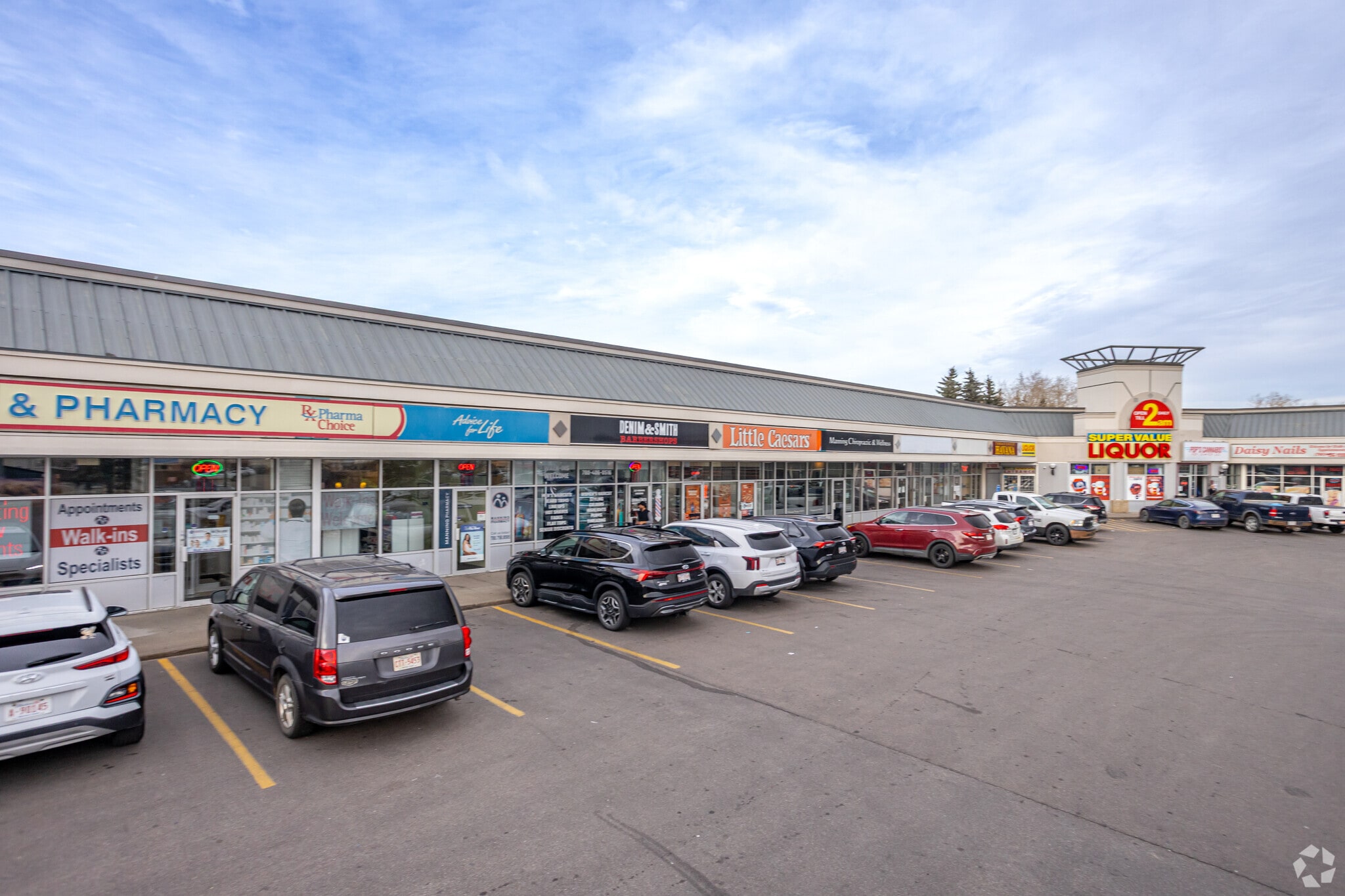 100-284 Manning Crossing, Edmonton, AB for sale Primary Photo- Image 1 of 1