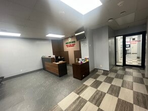 41-12 77th St, Elmhurst, NY for lease Interior Photo- Image 1 of 14