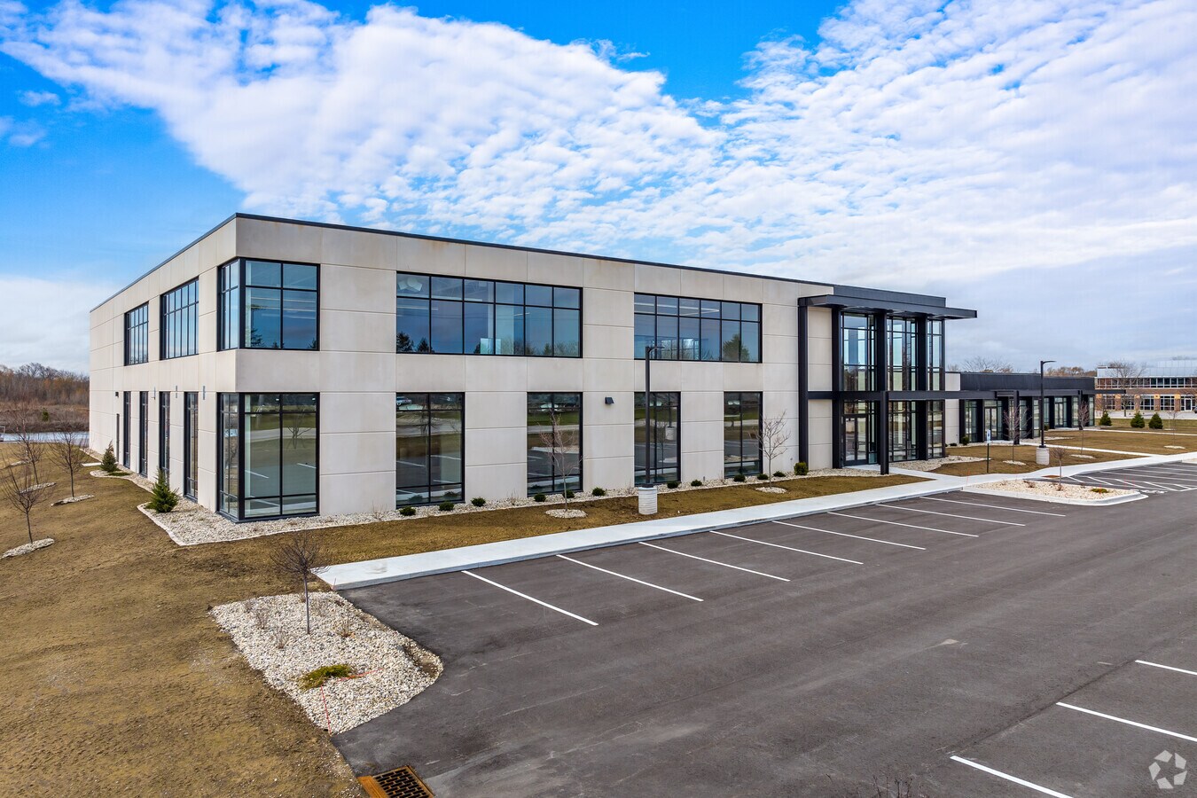 5715 W Donges Bay Rd, Mequon, WI 53092 Industrial for Lease