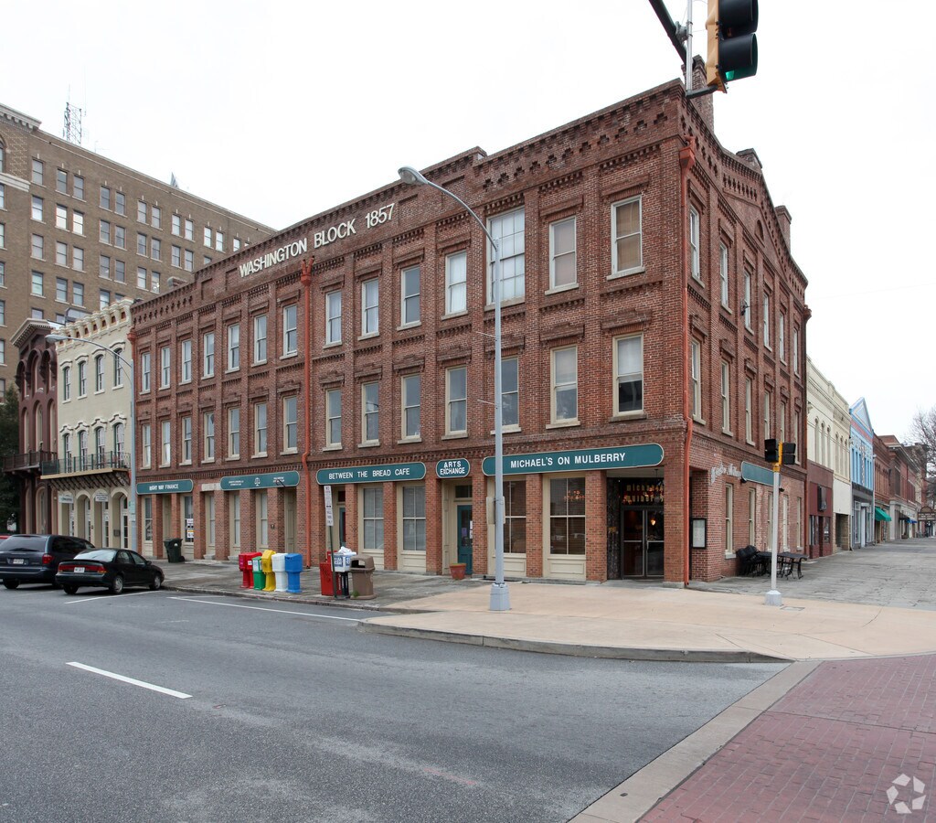 582 Mulberry St, Macon, GA 31201