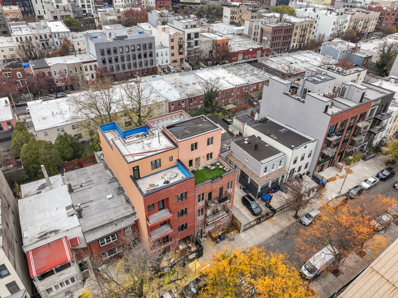 55 Stanhope St, Brooklyn, NY for sale - Building Photo - Image 3 of 16