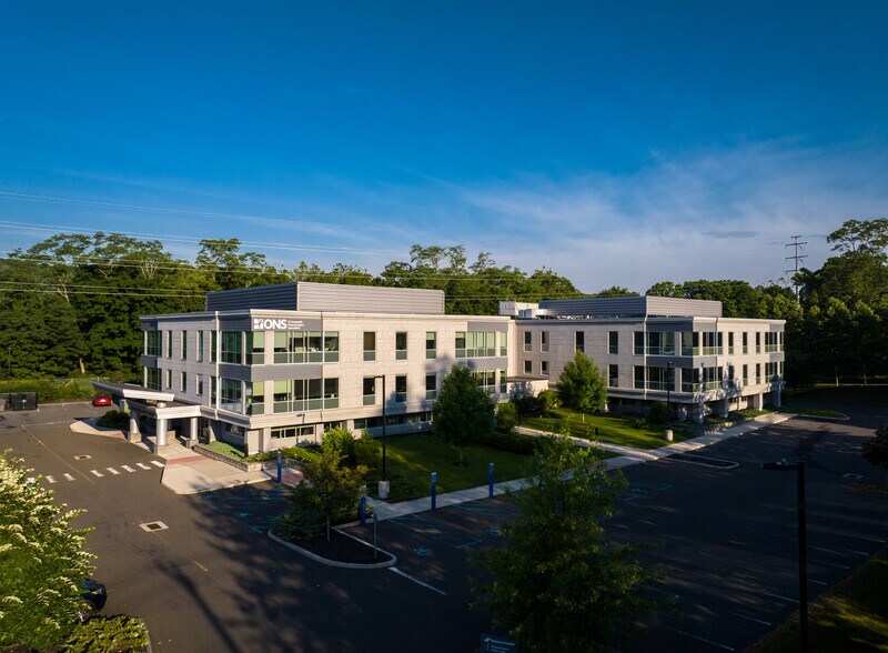 249 Danbury Rd, Wilton, CT for lease - Building Photo - Image 3 of 8