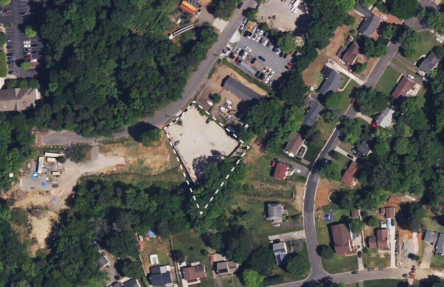 6109 Kenley Ln, Charlotte, NC for sale - Primary Photo - Image 1 of 2