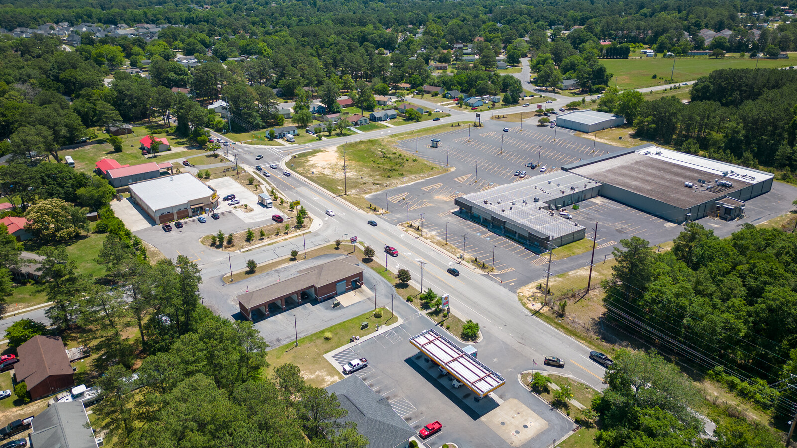 2042 Strickland Bridge Rd, Fayetteville, NC 28304 - Specialty For Sale ...