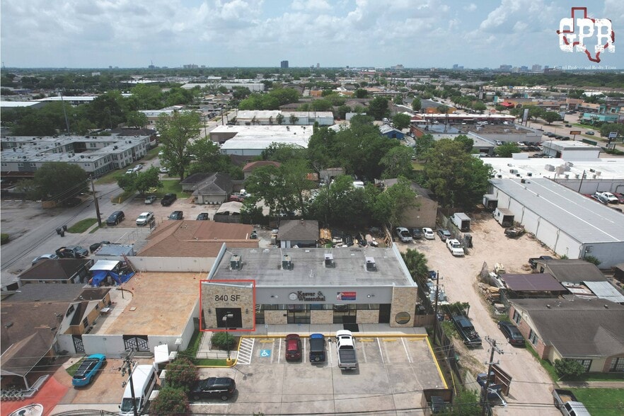 6910 Chetwood Dr, Houston, TX for lease - Building Photo - Image 3 of 7