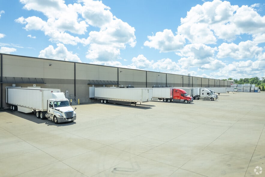 678 Brockman McClimon Rd, Greer, SC for lease - Building Photo - Image 2 of 5