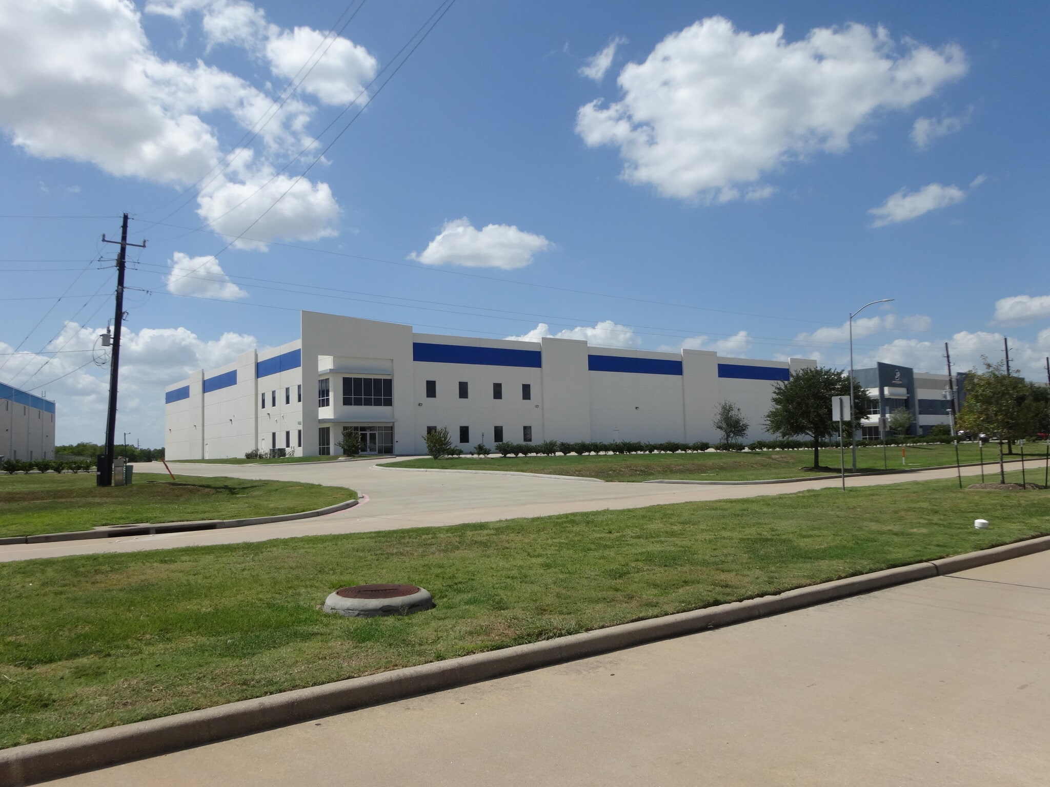 500 Commerce Pky, Katy, TX for lease Building Photo- Image 1 of 10