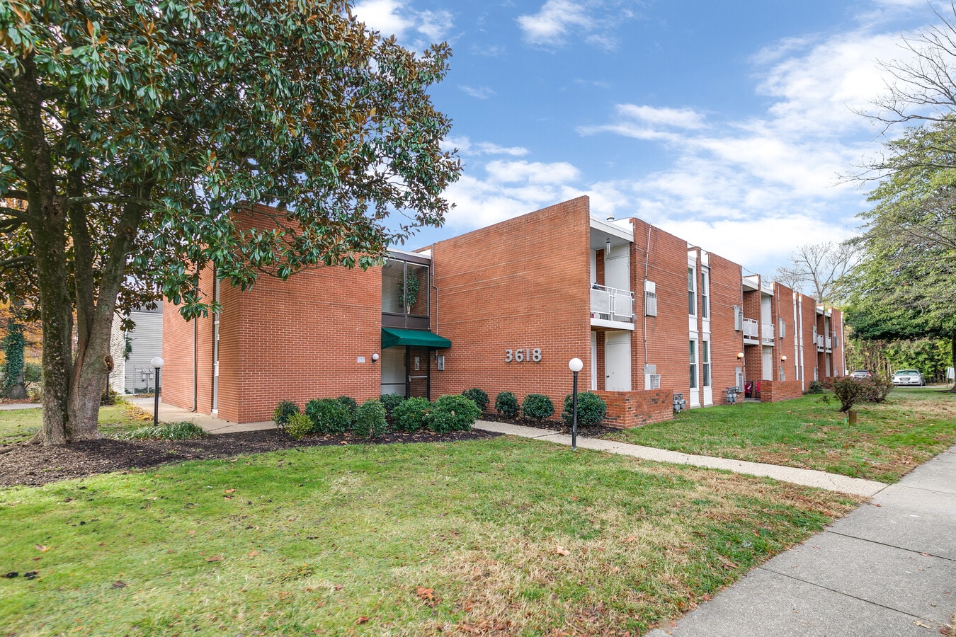 3618 Chamberlayne Ave, Richmond, VA 23227