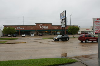 3003 Fondren Rd, Houston, TX for lease Building Photo- Image 2 of 3