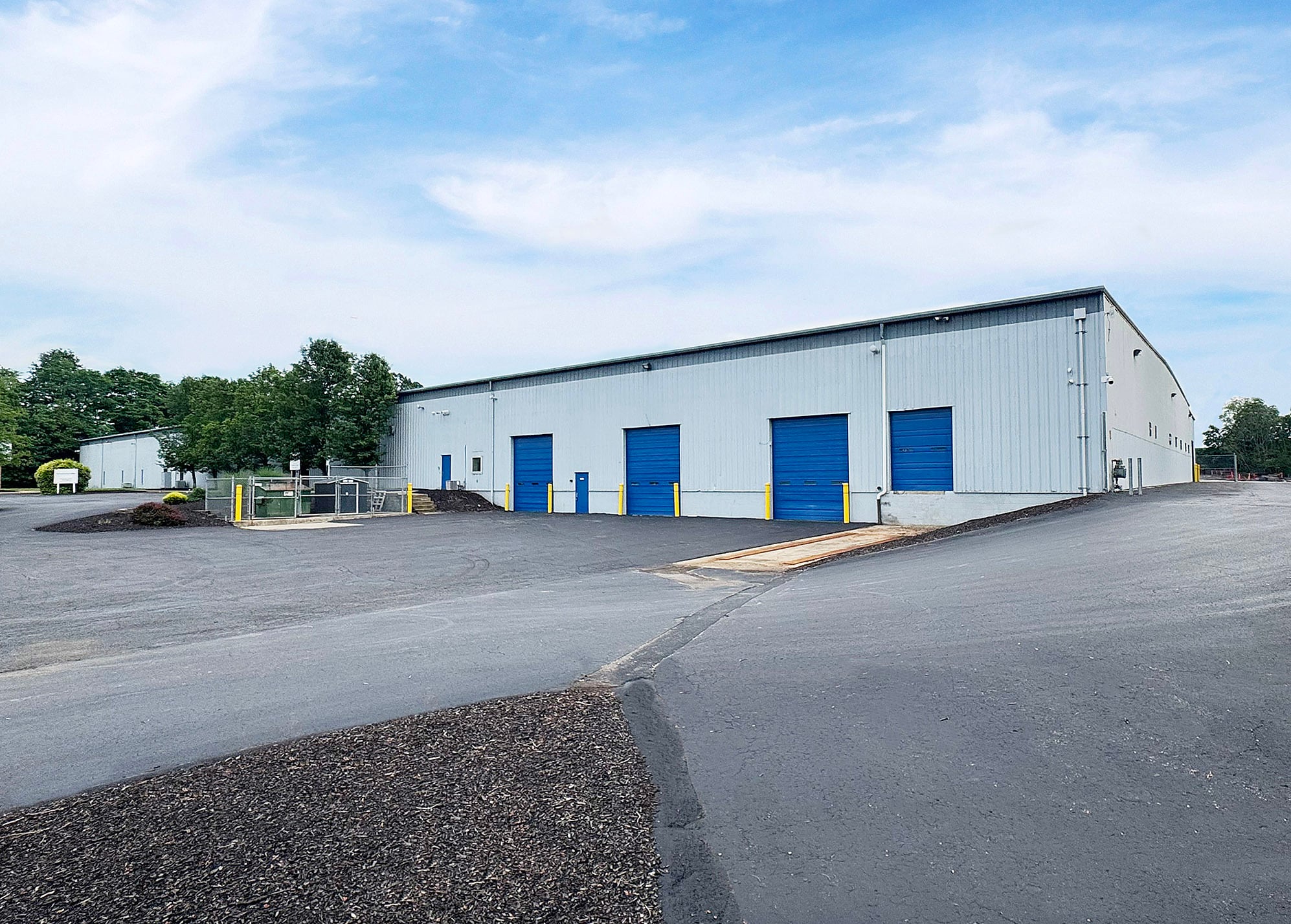 400 Commerce Blvd, Lawrence, PA for lease Building Photo- Image 1 of 11